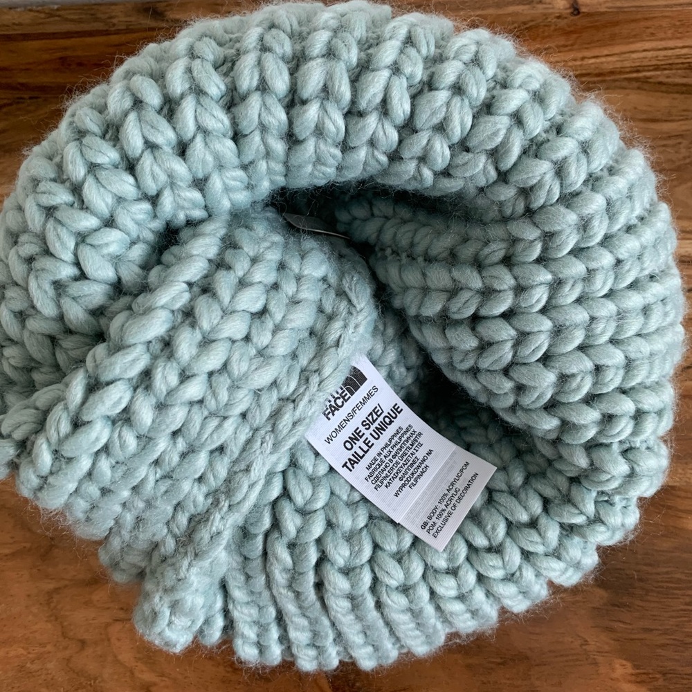 The North Face Women's Cozy Chunky Beanie Blue - Picture 4 of 6